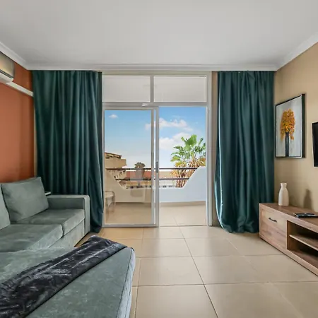 Marina Palace Atlantic View Apartman *