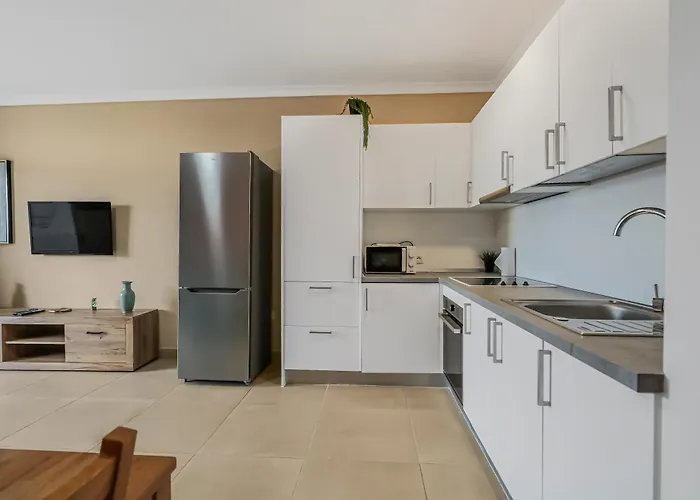 Marina Palace Atlantic View * أذيخي